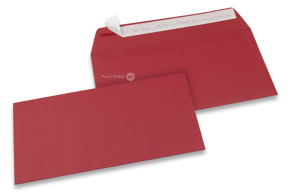 Mörkröda färgade kuvert av papper - 110 x 220 mm