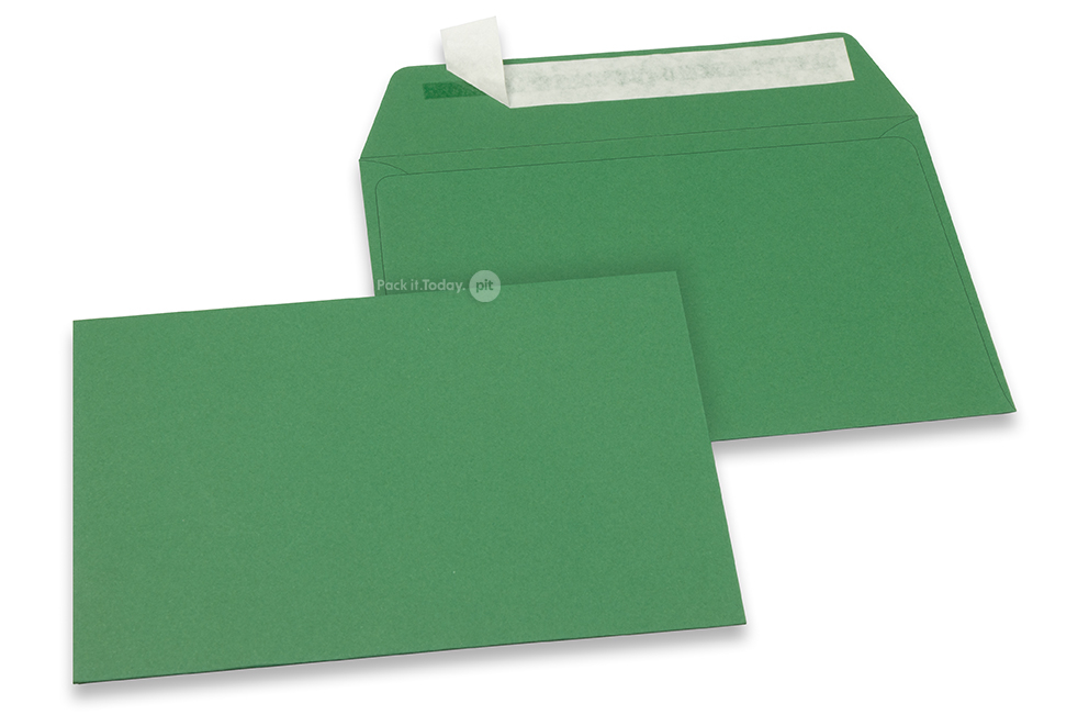 Mörkgröna färgade kuvert av papper - 114 x 162 mm