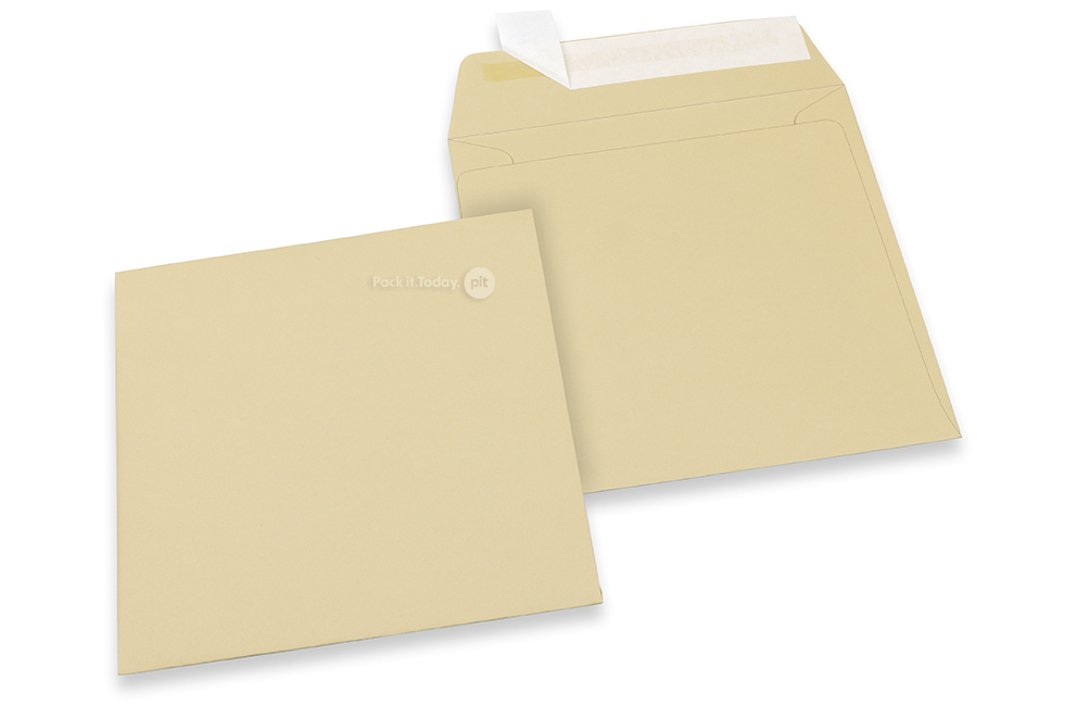 Kamelbruna färgade kuvert av papper - 160 x 160 mm