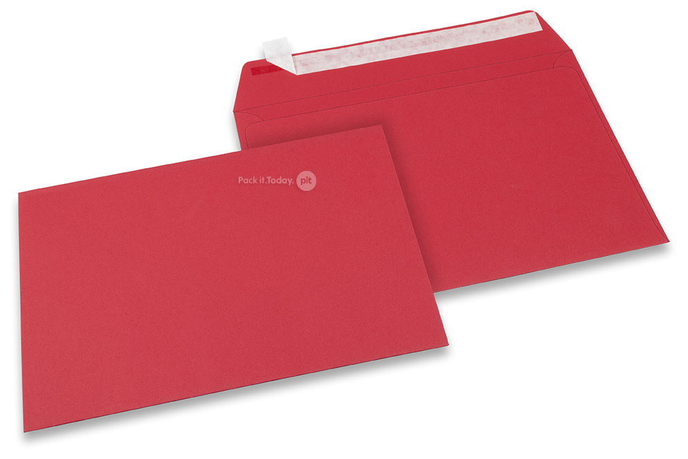 Röda färgade kuvert av papper - 162 x 229 mm