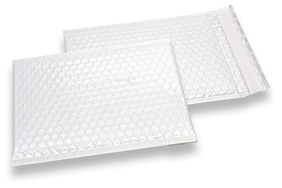 Vita  bubbelpåsar i plast högglansiga