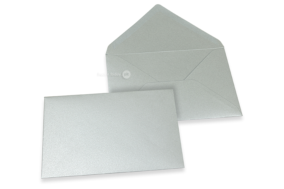 Färgade kuvert till gratulationskort - silverfärgad metallisk, 114 x 162 mm