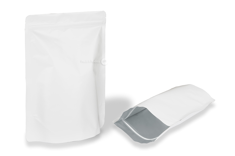 Zippåsar av vit kraftpapper - 200 x 300 x 100 mm, 1800 ml